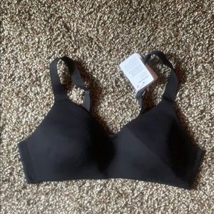 NWT Lululemon Hold True Bra